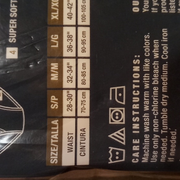 NWT Hanes Men's Sz Large (36-38) White 100% Cotton Briefs 3 Pack - Picture 8 of 10